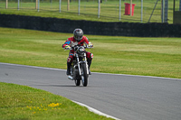 Vintage-motorcycle-club;eventdigitalimages;mallory-park;mallory-park-trackday-photographs;no-limits-trackdays;peter-wileman-photography;trackday-digital-images;trackday-photos;vmcc-festival-1000-bikes-photographs